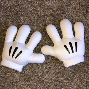 Disney Mickey Mouse Mitts